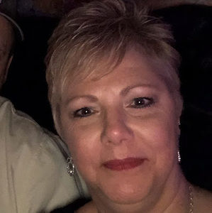 Meet your Posher, Caryn